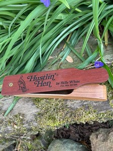 COLLECTORS- HUSTLIN HEN- BY BILLY WHITE TURKEY BOX CALL 