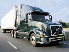 Cars 20 02volvo vnl 630 semi Desk Mat Stitched