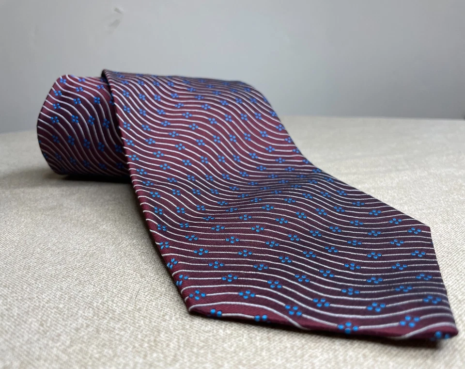 Paul Fredrick Tie Red w/ White Wavy Lines & Blue Dots 58"x4" 100% Italian Silk - Image 2 of 4