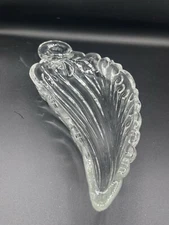 Vintage Leaf Shape Clear Pressed Glass Trinket Snack Candy Dish or Jewelry Tray