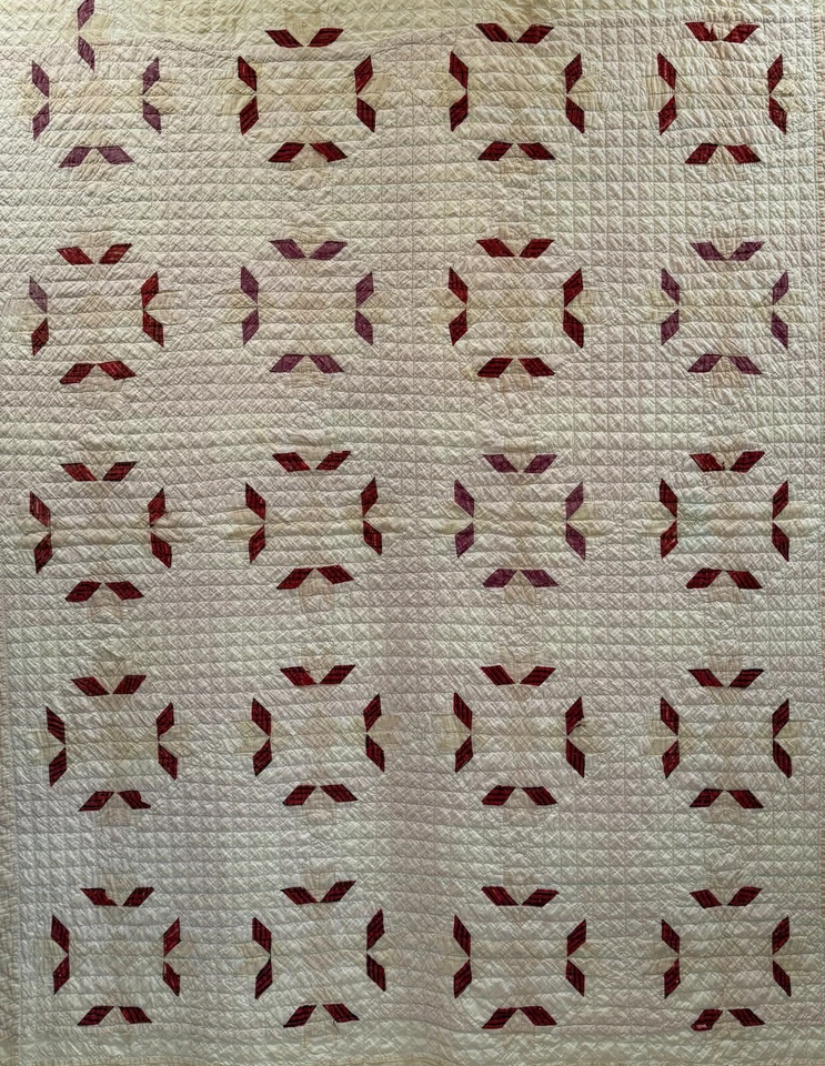 Beautiful Handmade Very Old Antique Pieced Carolina Lily Quilt 64"x80" Restore - Image 2 of 4