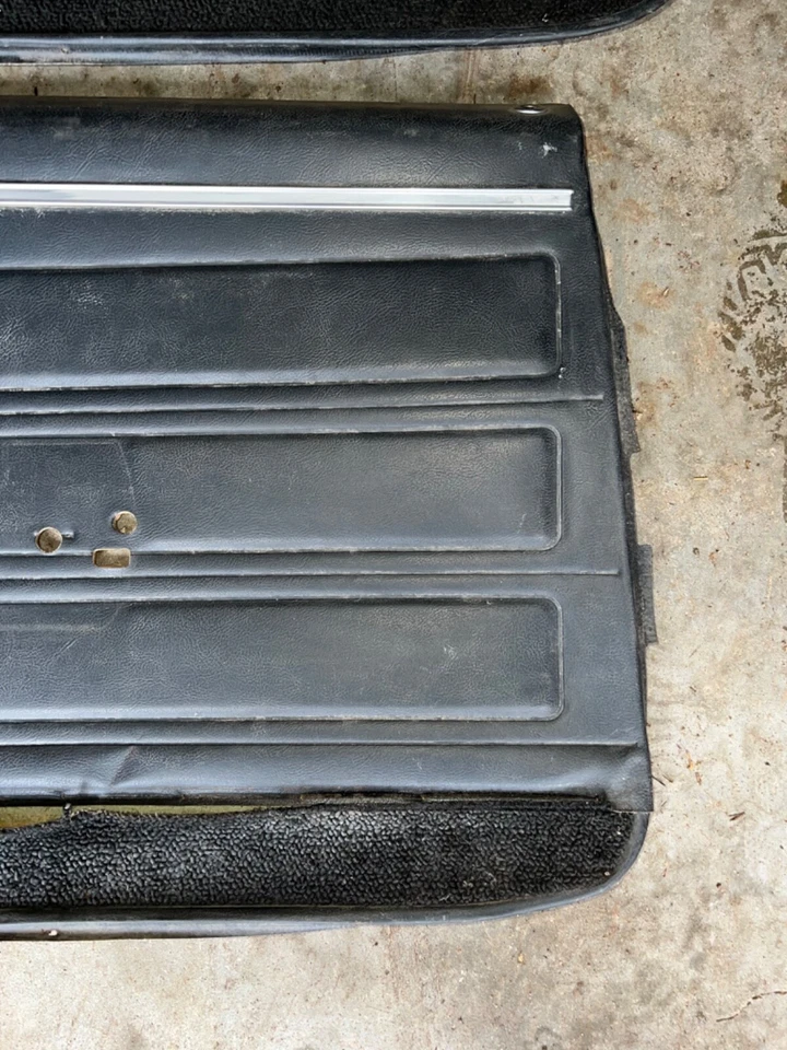 Pontiac Lemans GTO LH RH originales OEM GM 1968 paneles de moldura de puerta negros 68 Foto 2 de 4