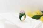 Large Pink Pearl Gold Ring Solid 18k Diamonds and Green Enamel — photo 4