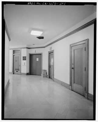 Los Angeles City Hall Los Angeles CA 1997 Fifth Floor Corridor Elevator Lobby
