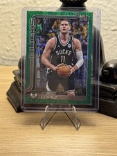 2025-26 Topps - Brook Lopez #58 Green Sand Glitter 29/99