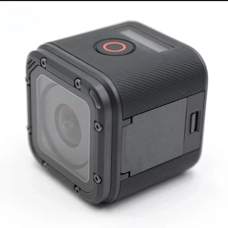 【GoPro HERO5】セット売り Amazon.com : GoPro HERO5 Black Camera Bundle (with Extra Battery