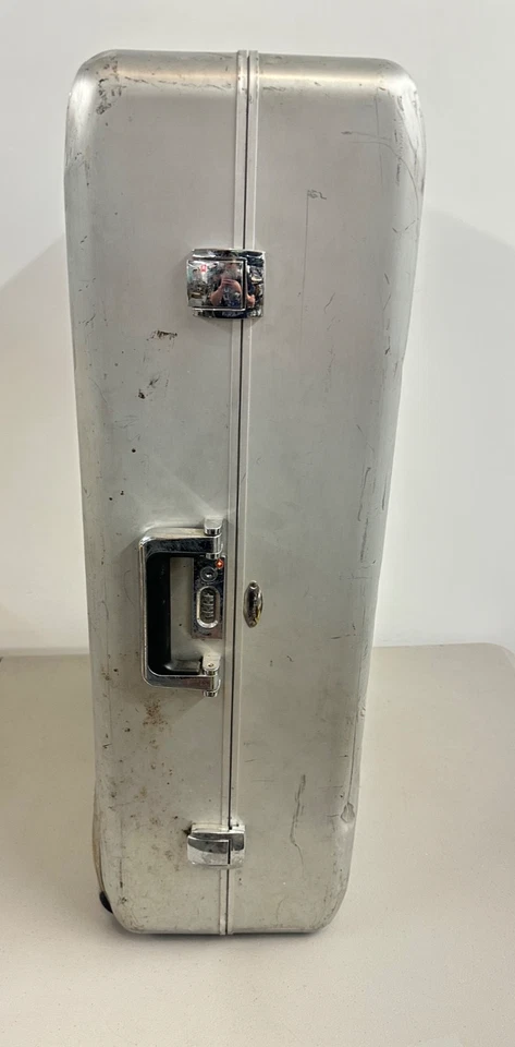 Vintage Zero Haliburton LARGE Aluminum Rolling Suitcase Luggage 32” X 22" X 10” - Image 3 of 4