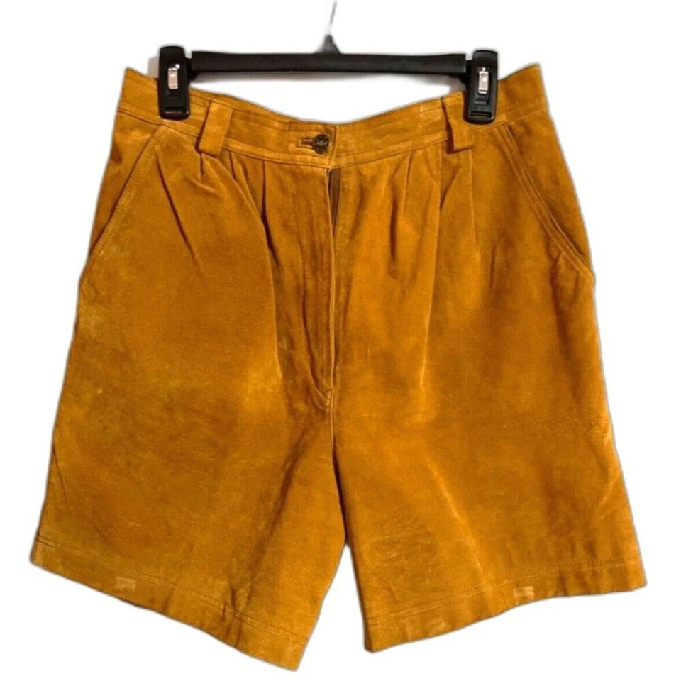 Gantos Vintage Women's Genuine Suede Bermuda Shorts size 11/12 Pleated Lined