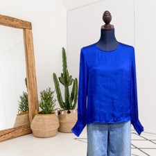 Banana Republic Women  s M Satin Smocked Wrist Long Sleeve Blouse Blue