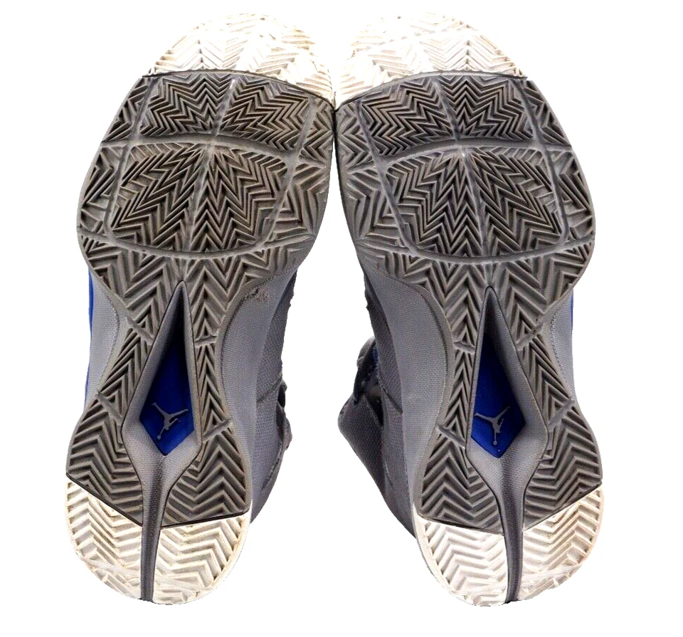 - Jordan Super.Fly 2 Gris Cemento Talla 7.5.   599945-007 Foto 4 de 4