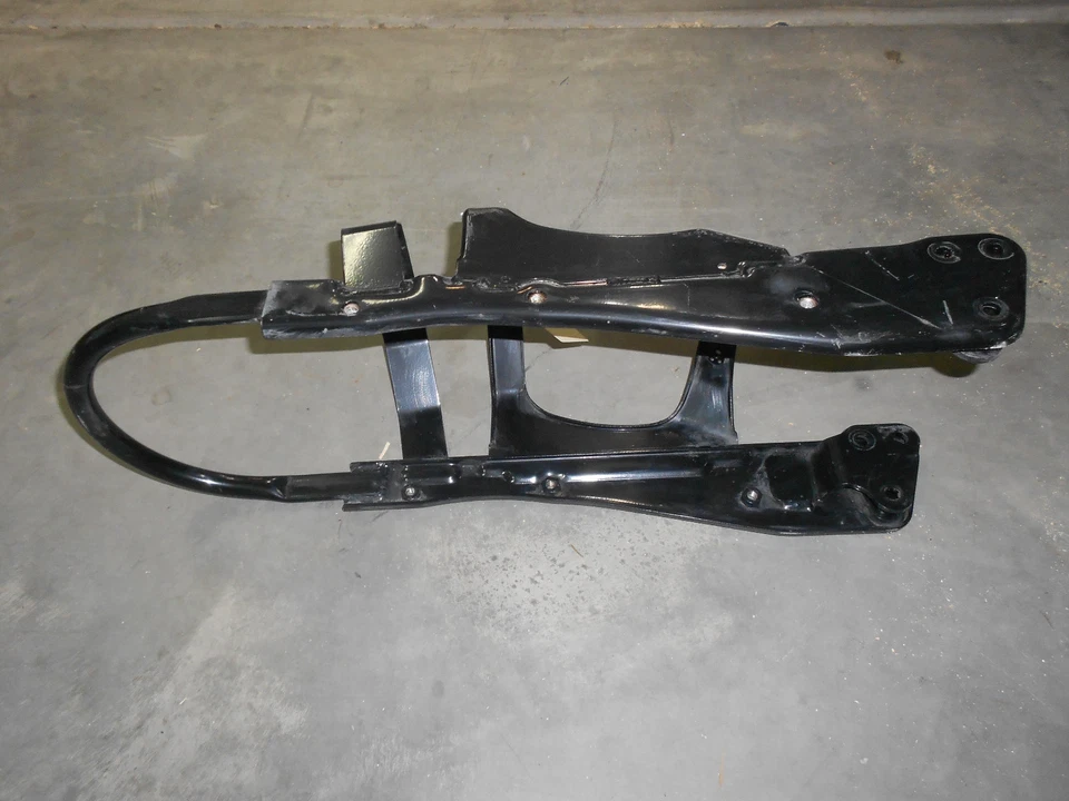 2004 04 Victory V92tc Touring Cruiser subchasis subchasis guardabarros soporte montaje Foto 2 de 3