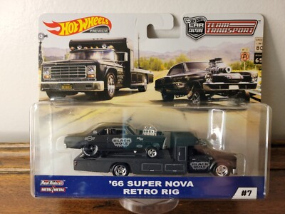  Hot Wheels Team Transport  66 Super Nova & Retro Rig Black Hole  