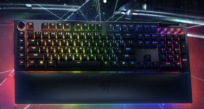 Razer BlackWidow V4 Pro Mechanical Keyboard Yellow Switches + Wrist Rest Cable