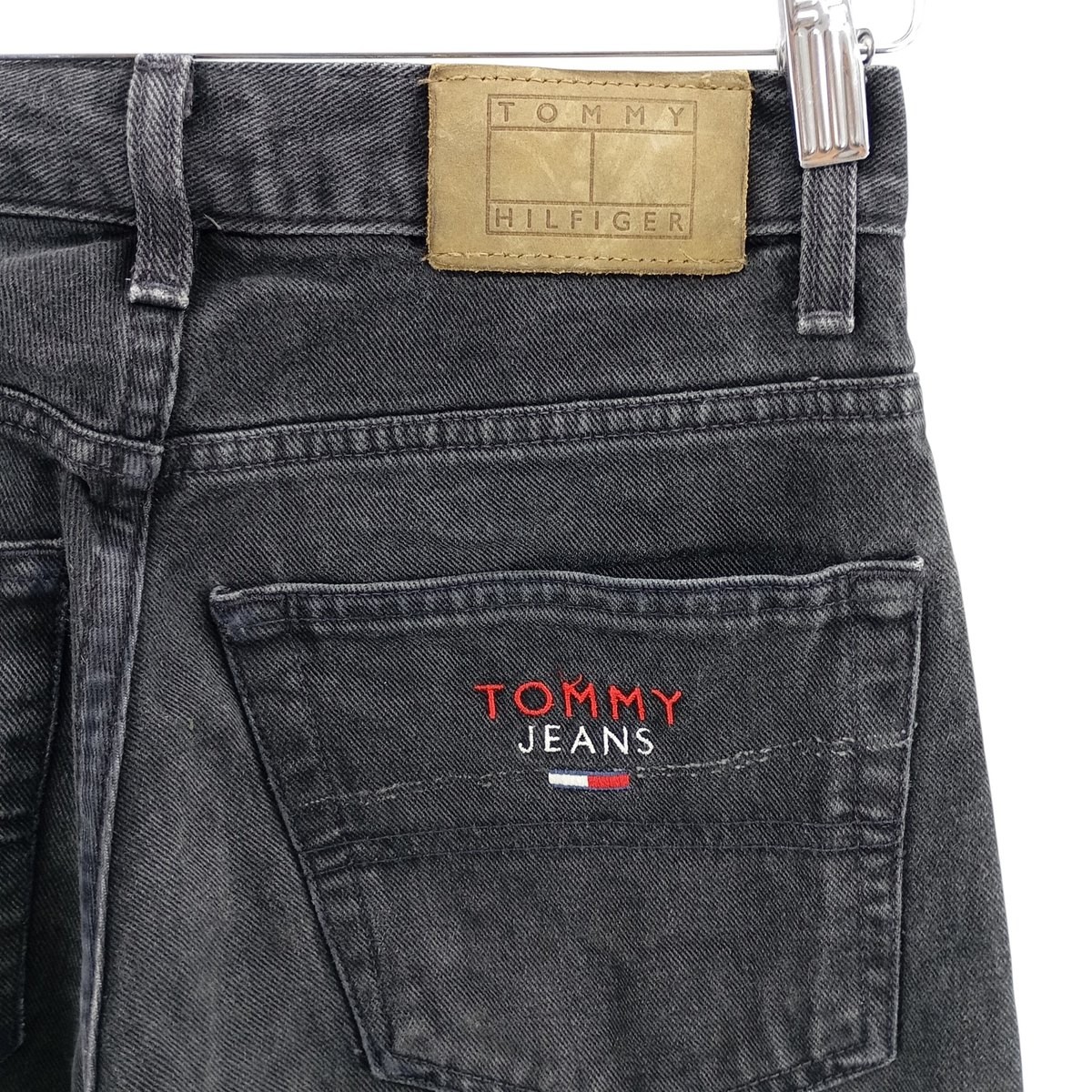 Vintage 2000'S Tommy Hilfiger Jeans Men's Black Tapered Denim Pants Size W30 thumbnail 3