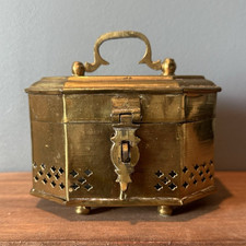 Vintage Octagonal Pierced Brass Trinket Box w...