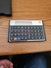 HP-12C Platinum Financial Calculator Excellent Condition with Protective Case