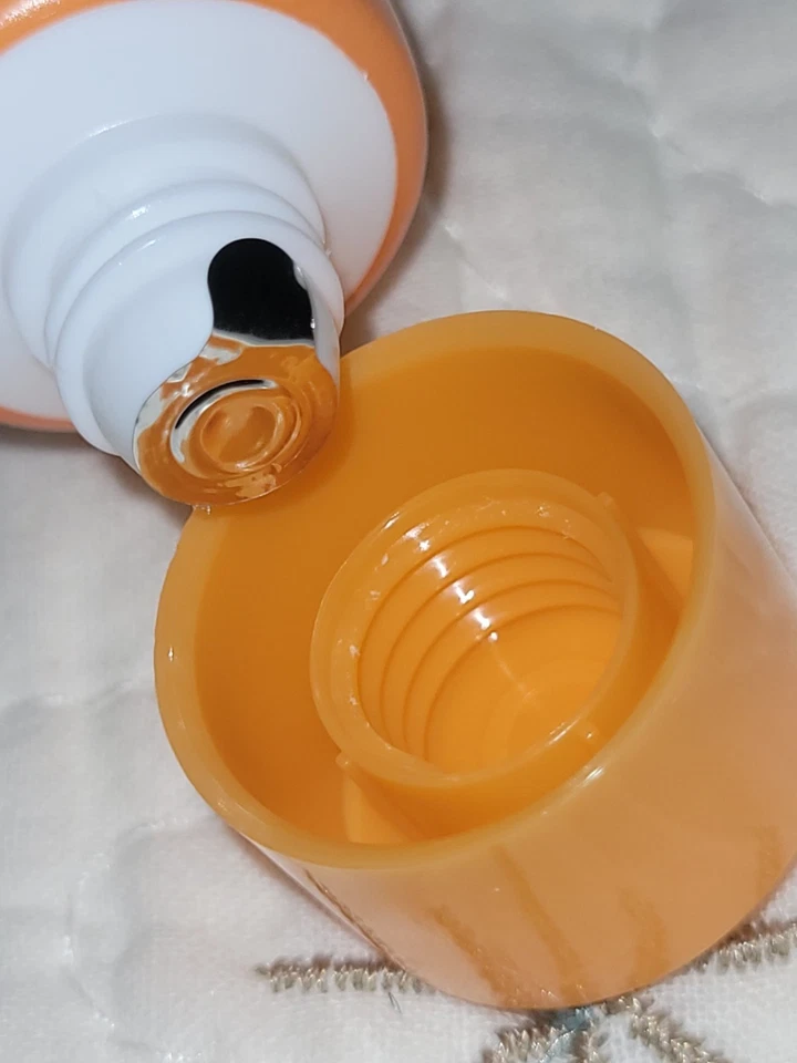 TONYMOLY Plump-Kin Retinol Body Serum Pumpkin Extract Anti-Aging 0.67oz Sealed - Image 4 of 4