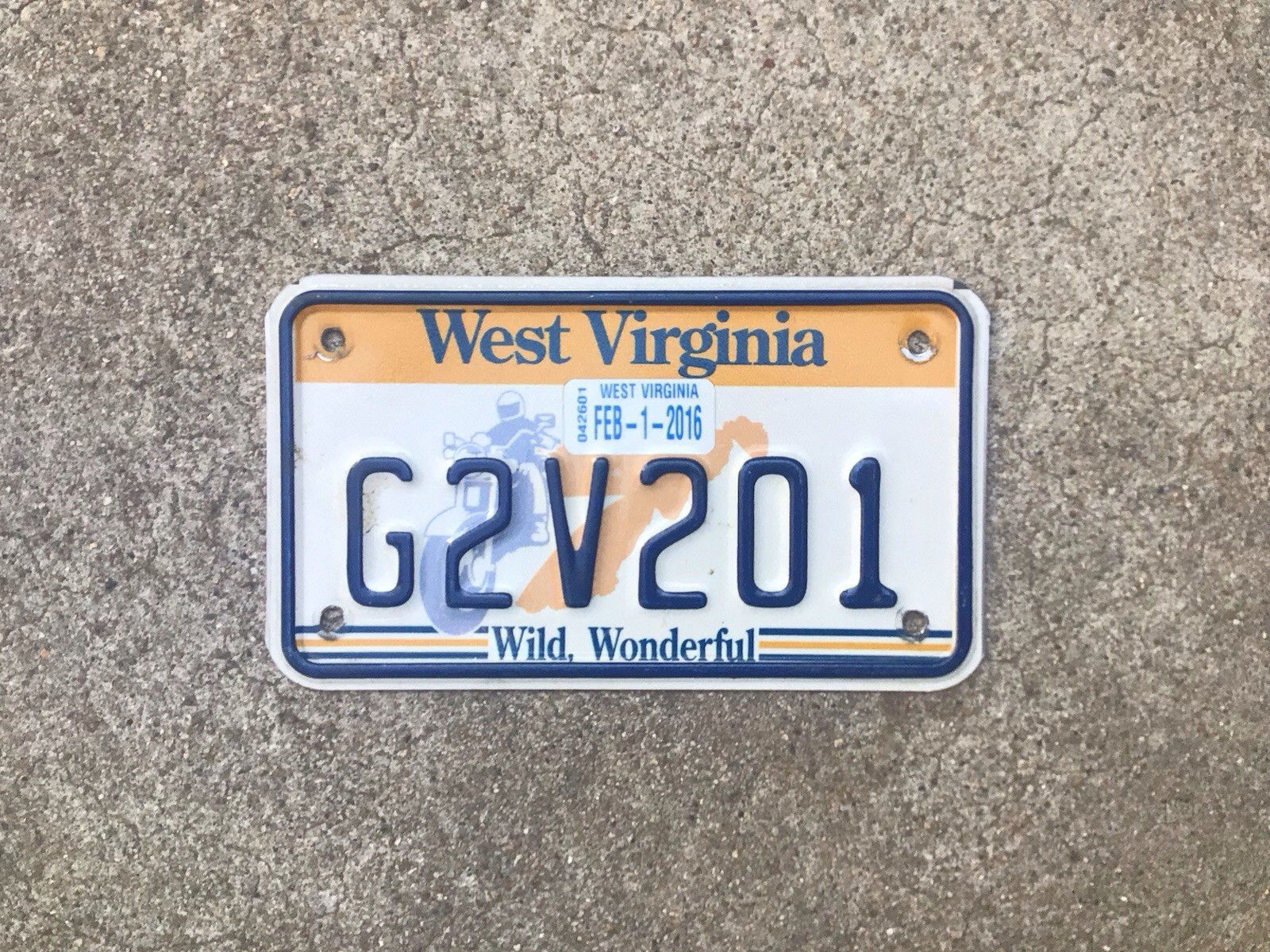 WEST  VIRGINIA - MOTORCYCLE - LICENSE PLATE