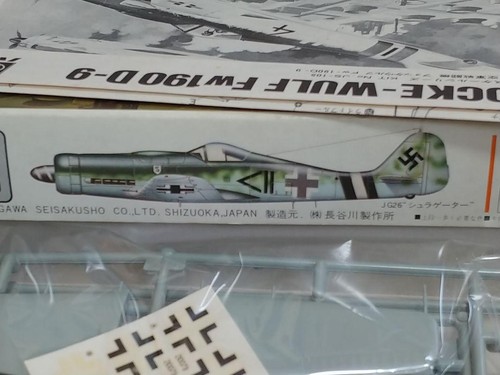 Focke-Wulf Fw190D aereo da combattimento tedesco modello in plastica kit non assemblato vecchio - Foto 15 di 24