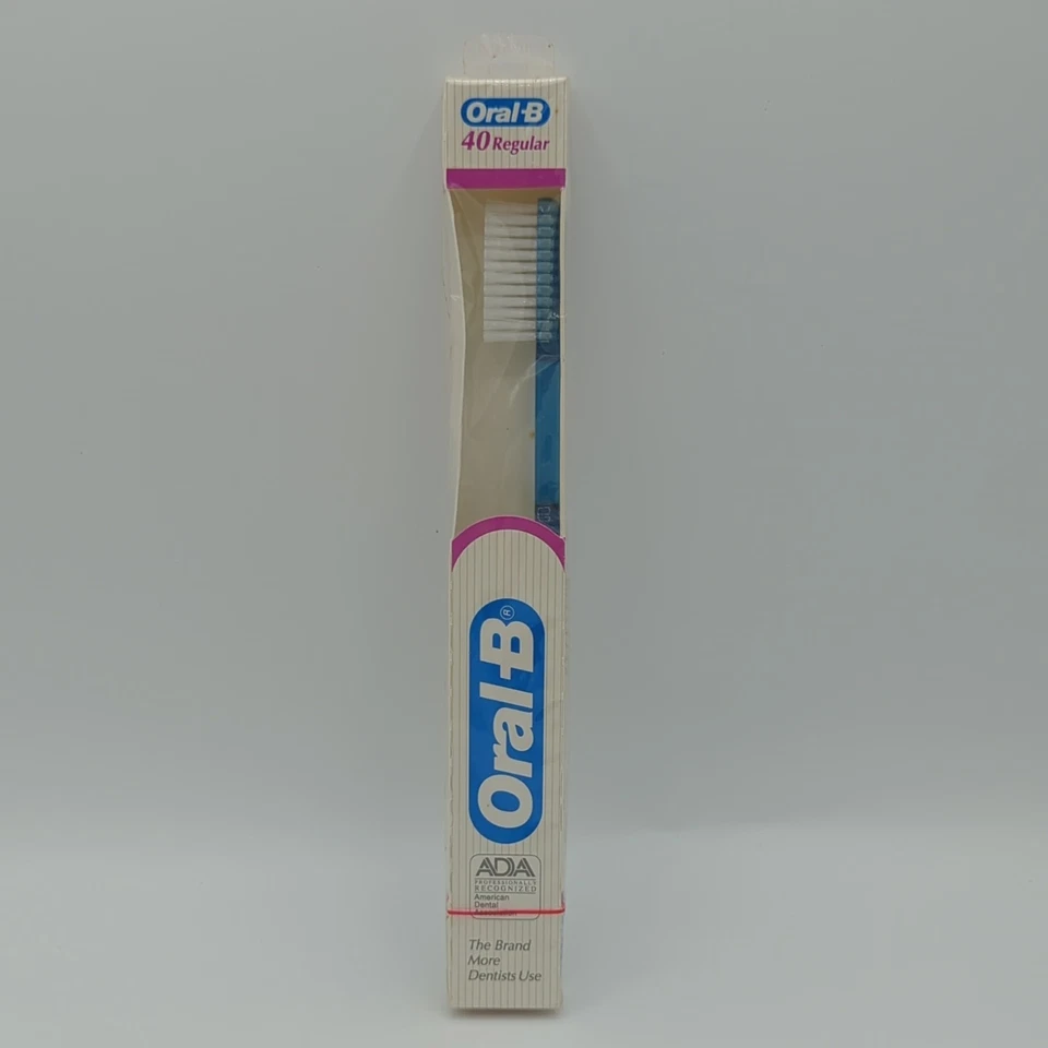 复古 Oral-B Soft 普通 40 直牙刷蓝色 1988 全新/未拆封 — 第 2/4 张图片