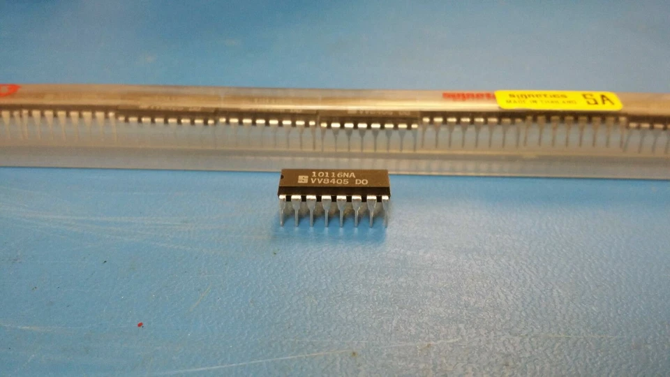 (2 PCS) 10116NA SIGNETICS Triple Receiver 16-Pin PDIP - Image 2 of 2