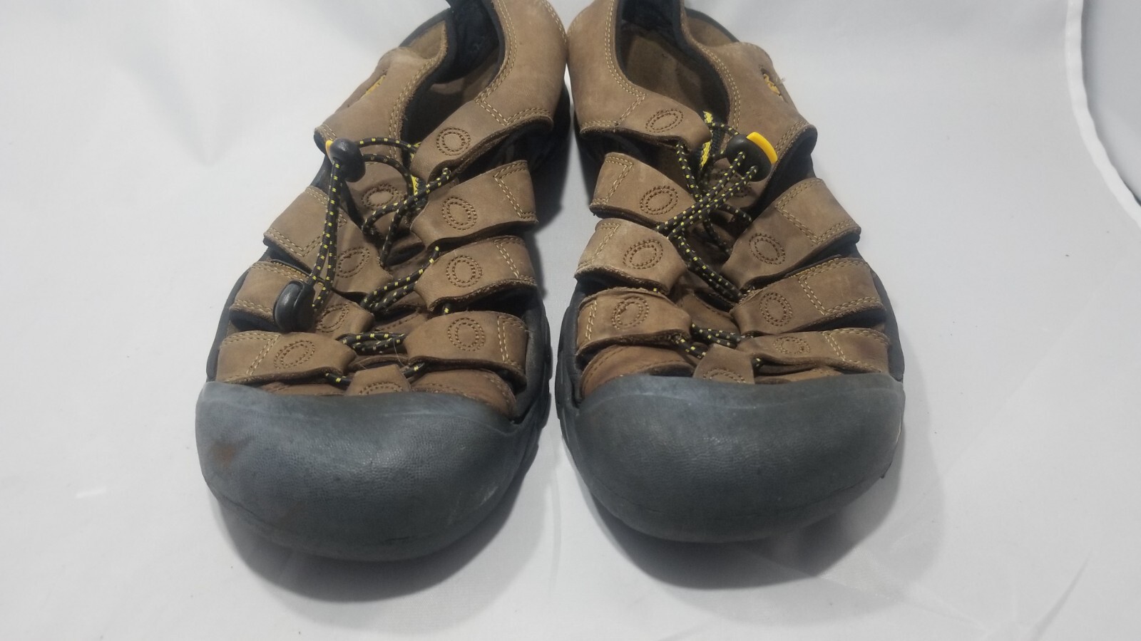 Keen Newport H2 Sandals US men’s 8.5 brown beige Water Trail Shoes 1008399 VGUC