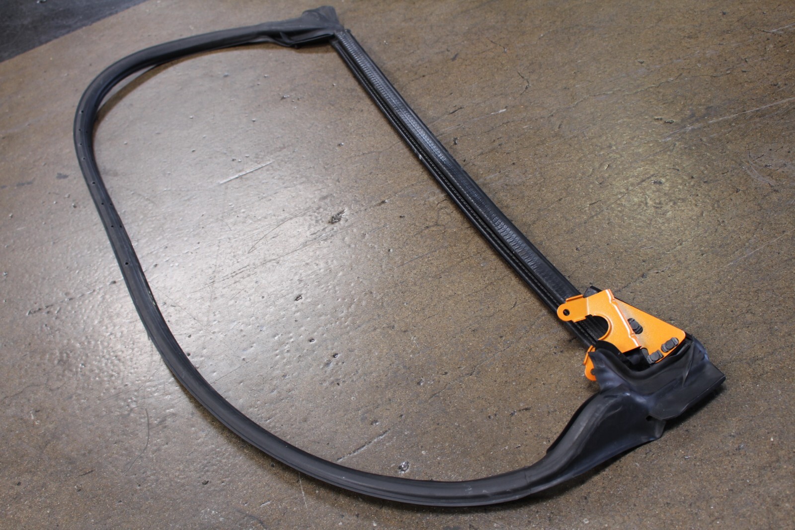 Lamborghini Gallardo Spyder, RH, Right, Door Moulding, Used, P/N 407837912A