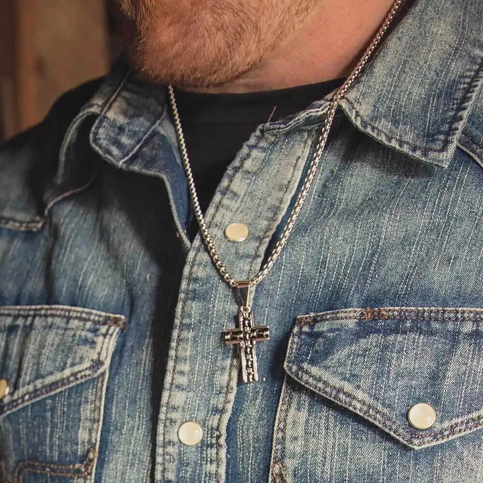 Collar cruzado de alambre de púas Montana Silversmiths para hombre NC5602 Foto 4 de 4