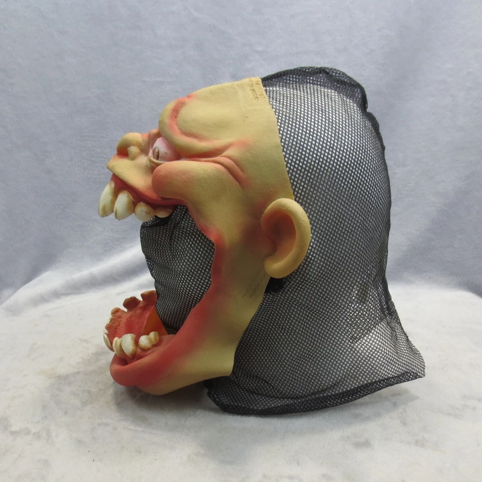 Vintage 1999 Paper Magic Halloween Gaping Open Big Mouth Baby Beast Toothy Goon - Image 4 of 4