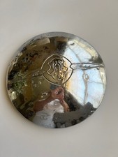1930s-40s Oldsmobile Winged Spur Dog Dish Hub Cab 9 Diameter