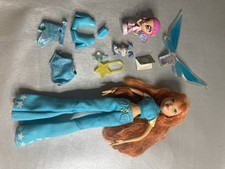 Jolie poupée Winx Club Bloom