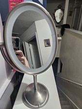 CONAIR LED DOUBLE SIDED BATTERY OPERATED OVAL MIRROR 3 AA" BATTERIES INCLUDED