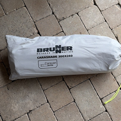 Brunner Carashade 300x240 Zelt Schattenspender, Grau, inkl. Tragetasche