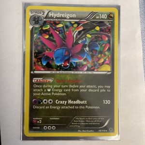 Pokémon TCG Hydreigon Phantom Forces 74/119 Holo Holo Rare