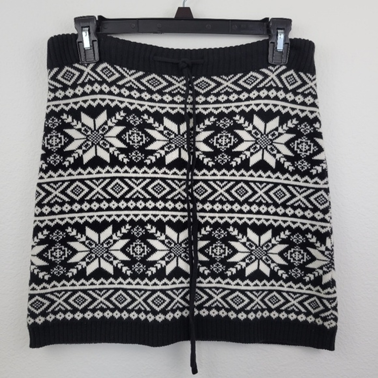 Smudge Black And White Pattern Drawstring Knit Sk… - image 2