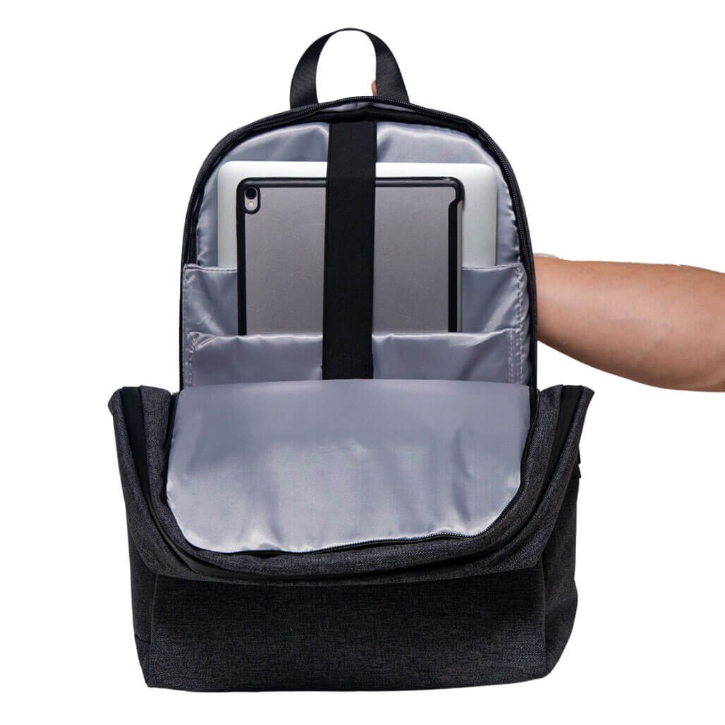 Boost Pack Smart Bag, travel backpack integrated power 4 AC  display picture 2