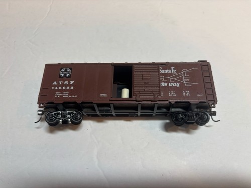 Coche de caja Athearn escala HO 40’ ATSF 145622 con Kadees | Zustand: Used