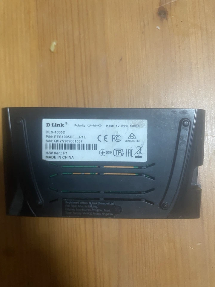 D-Link DES-1005D commutateur Ethernet non géré 5 ports RJ45 10/100 Mbps - Photo 3/3