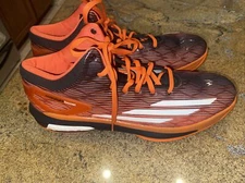 Crazy light boost adidas size 19 men basketball training running