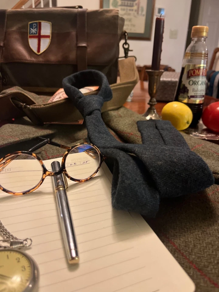 Oak Island Shades of Gray Skinny Tie #3 -- Red Rooster Select - Image 2 of 4