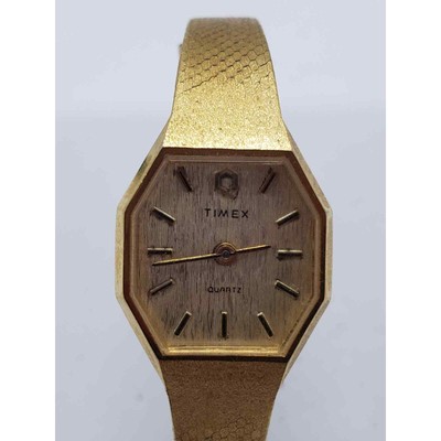 Timex women\'s dress watch. Octagon gold face. Stainless steel back Timex women main image 4