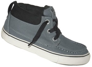 converse chukka sneaker