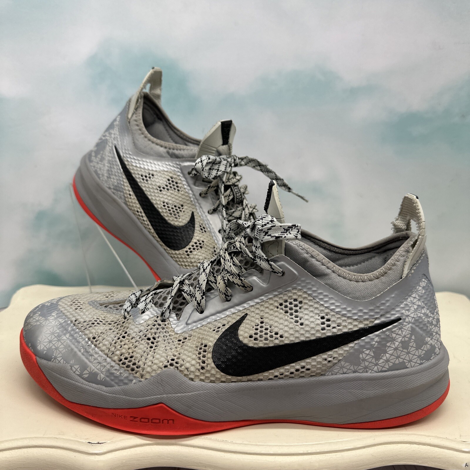 nike zoom crusader basketball shoes