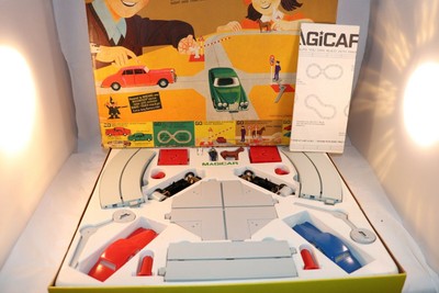 Spot-on Spoton Tri-ang GO Magicar Motoring set very near mint in box SCARCE Set