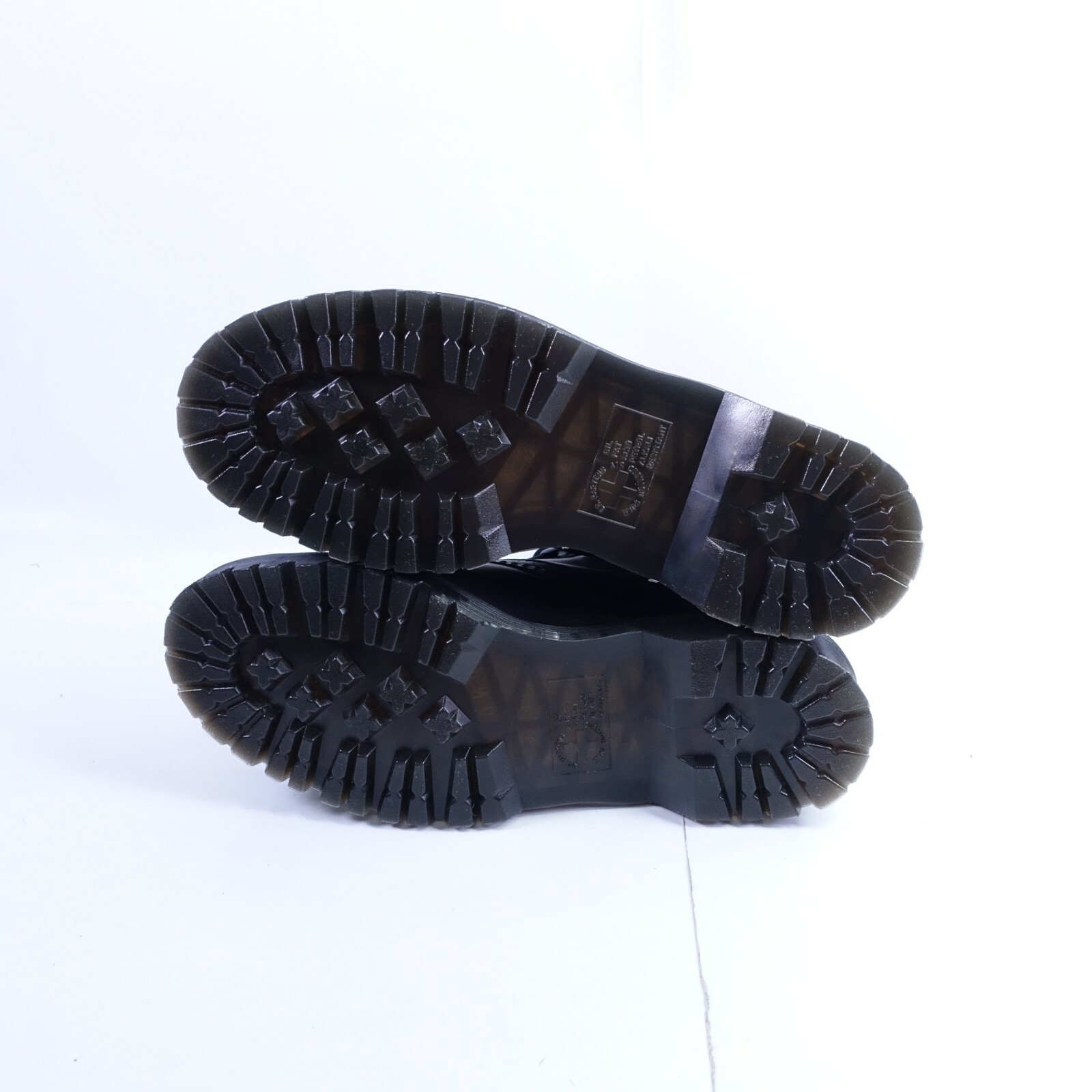 10 Women's Dr. Martens Harron Hi Luxor 