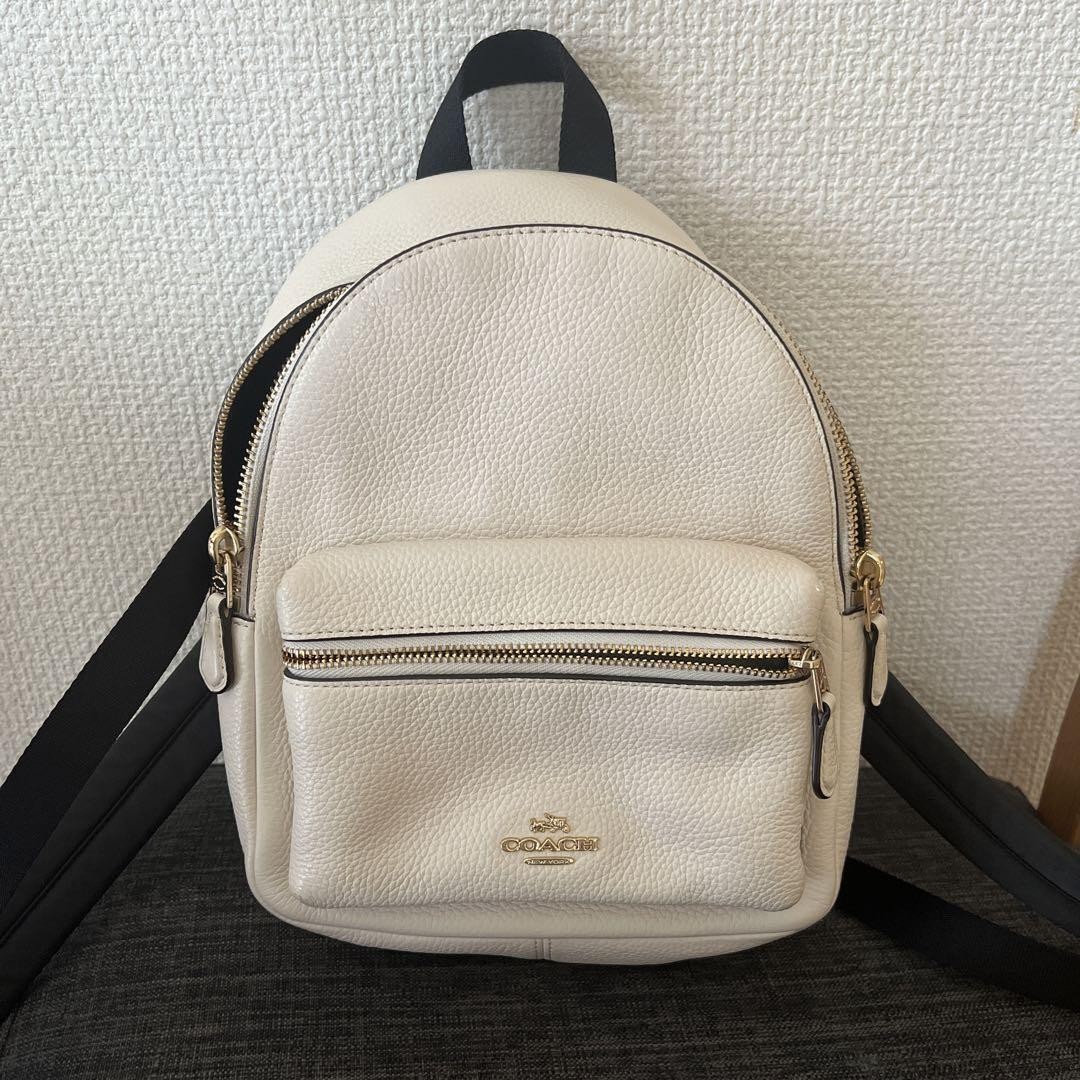 Coach Signature Backpack for Stylish Everyday Use  
