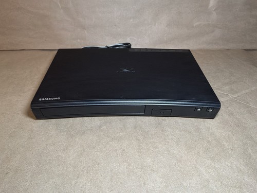 Samsung BD-J5700 Wi-Fi Blu-Ray DVD Player Streaming *No Remote* Tested