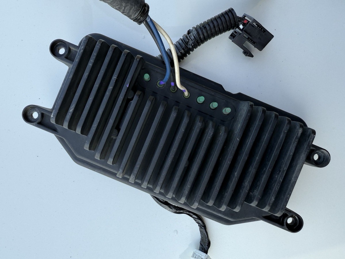 ✓ VOLVO VNL 2-GEN 04-18 OEM RIGHT OR LEFT SIDE LED HEADLIGHT