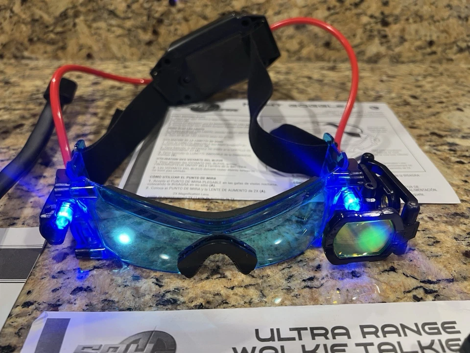 Spy Gear Toy Lot Night Goggles Snake Walkie Talkie Voice Changer Spin Master - Image 3 of 4