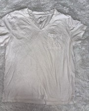 Sonoma Goods For Life Women  s M Classic V Neck White Tee. Grt. Qual,  Cond
